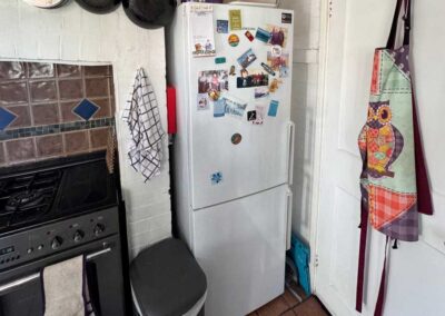 New Kitchen by Whitechappell Property Maintenance