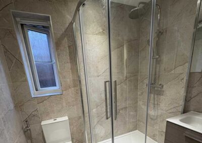 Bathroom refurbishment by Whitechappell Property Maintenance
