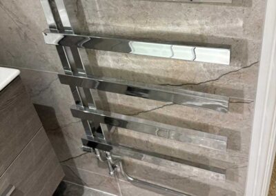 Bathroom refurbishment by Whitechappell Property Maintenance